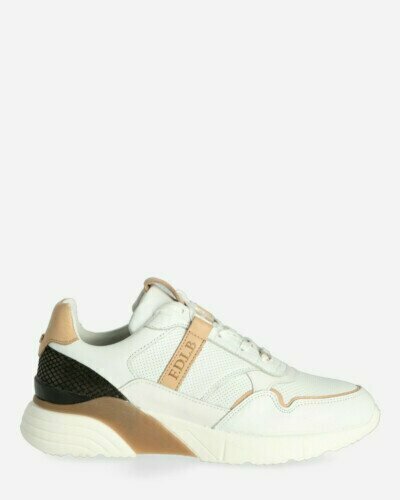 White smooth leather sneaker